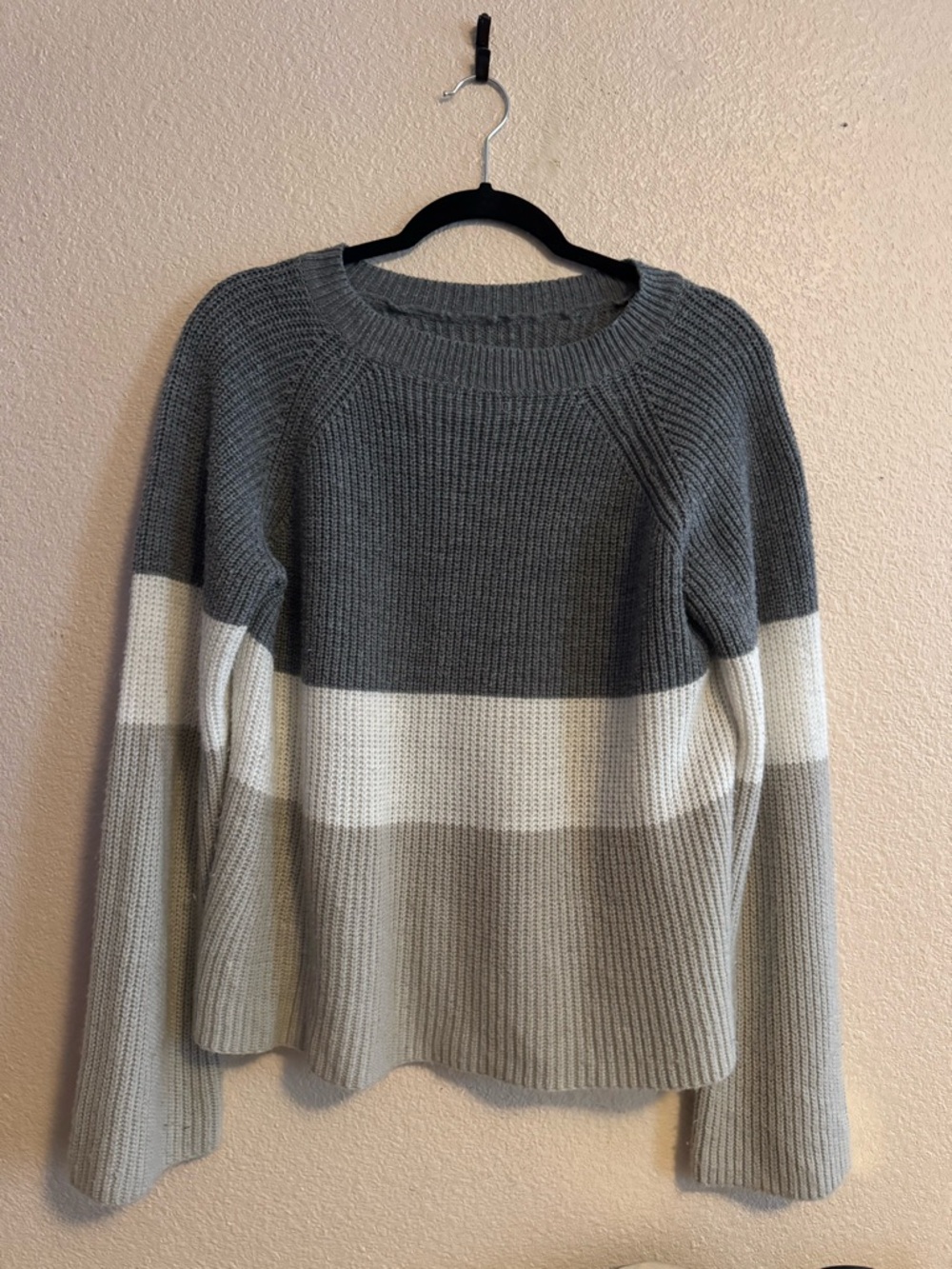 Women’s Striped Crewneck Sweater - Gray & White